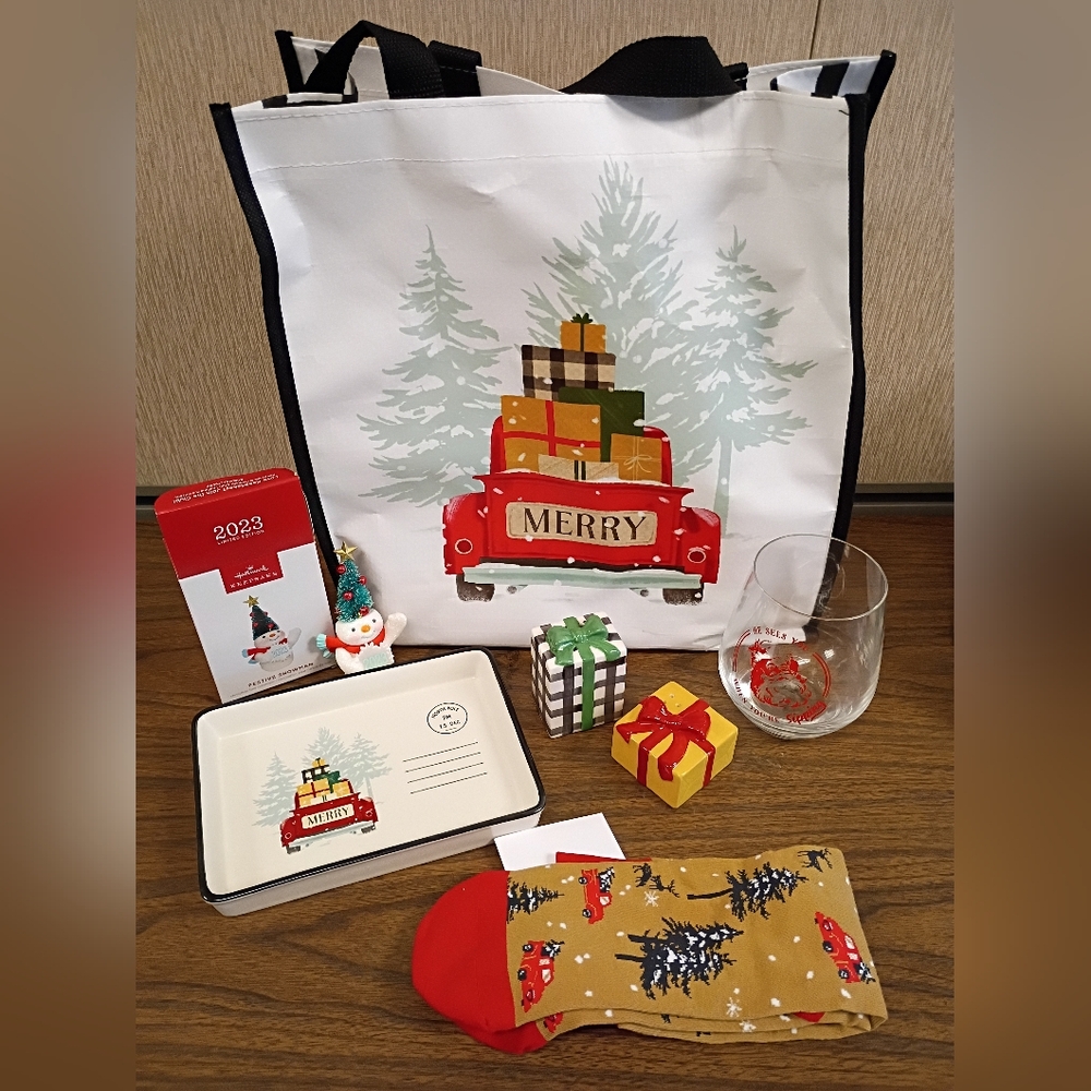 New Hallmark 2023 VIP Gift Set - Bag, Dish, Ornament, Salt & Pepper Shakers, Etc